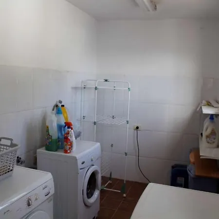 Apartamento Sleeps 2 Wifi T691488 Tahiche