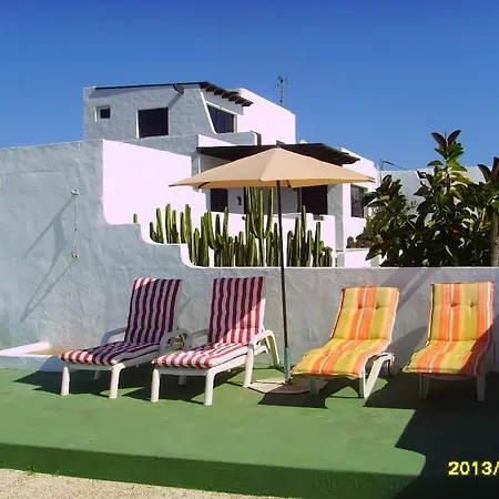 Apartamento Sleeps 2 Wifi T691488 Tahiche